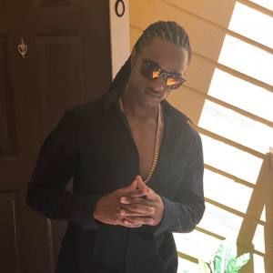 Meet your Posher, Angelo